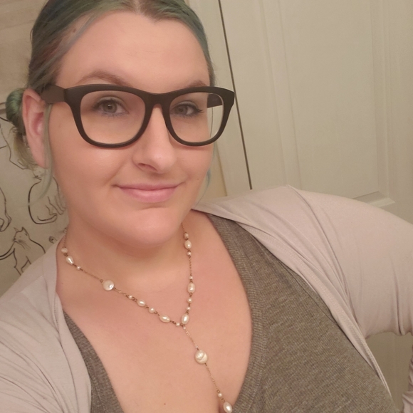 Meet your Posher, Rebecca - Picture 8 of 10